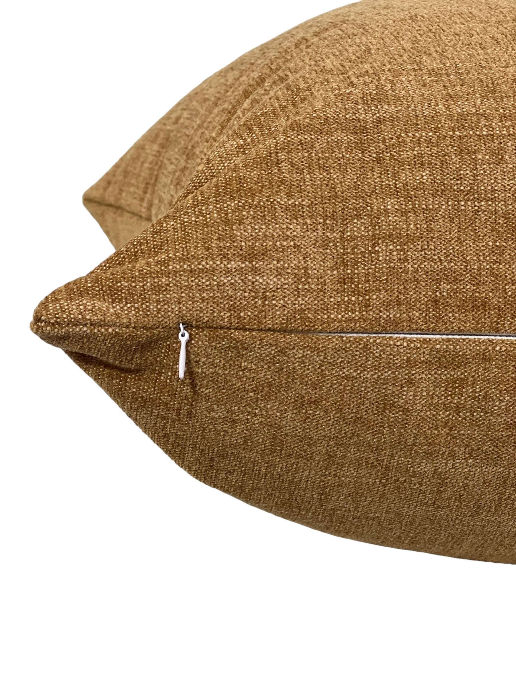 Rustic Brown Linen Pillow Cover, Farmhouse Button Cushion