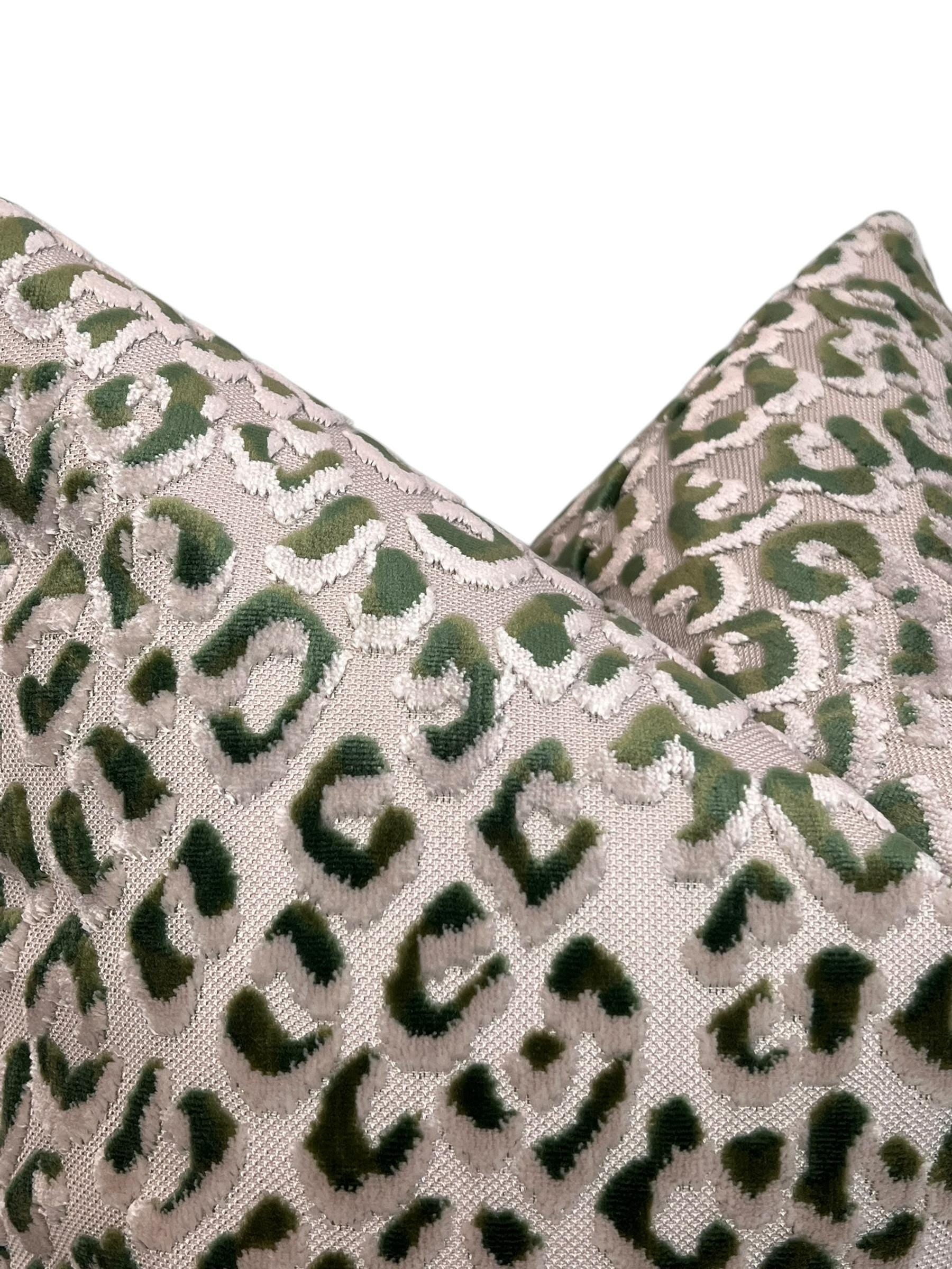 Leopard Print Pillow Cover, green and white Velvet Ocelot, Animal Print Pillow, Cheetah Velvet Pillow Cushion, modern accent throw Cushion