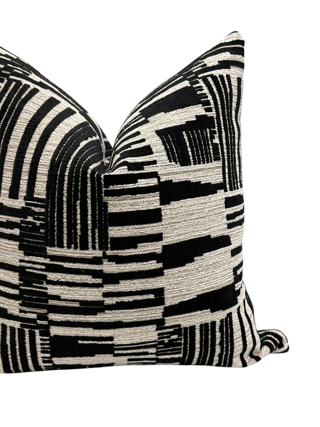 Black and White Pillow Cover, Modern Geometric Throw Pillow, Textured Cushion, Abstract Geometric Pillow | Black and Cream Accent Cushion