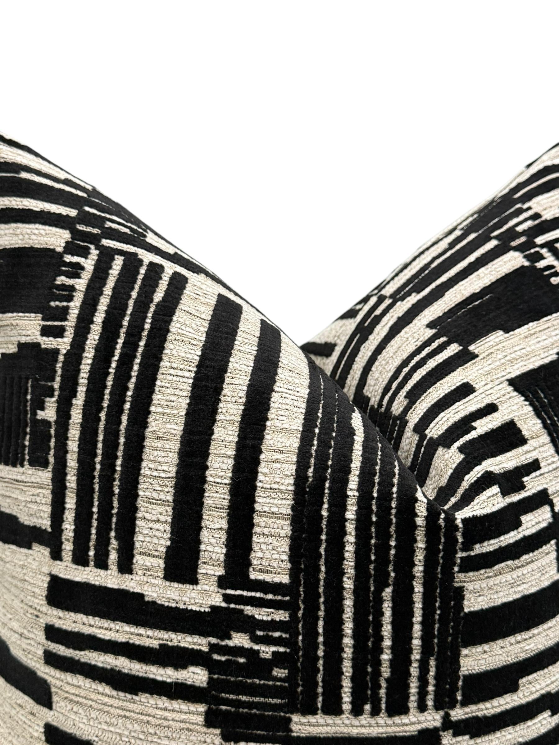 Black and White Pillow Cover, Modern Geometric Throw Pillow, Textured Cushion, Abstract Geometric Pillow | Black and Cream Accent Cushion